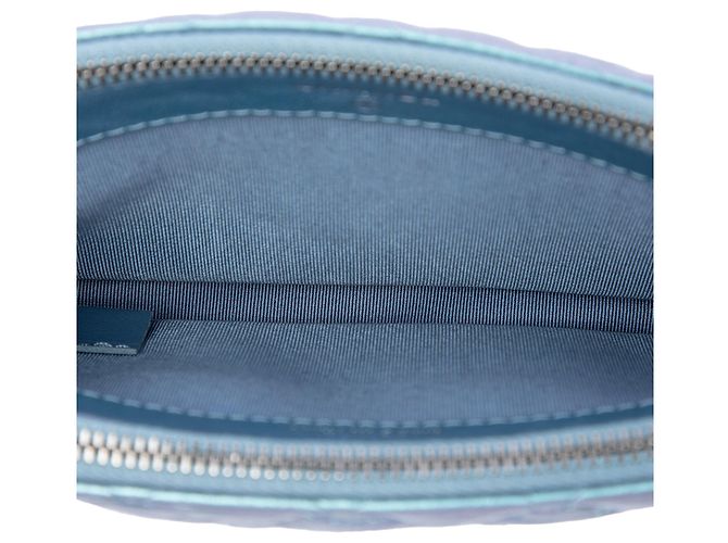 Clutch Gabrielle in pelle di vitello invecchiata blu iridescente con doppia zip e catena Chanel Blu chiaro - vista 4