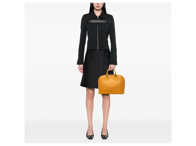 Louis Vuitton Yellow Epi Alma PM - view 7
