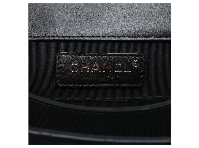 Chanel Black Quilted Lambskin North South Boy Flap Noir - vue 5