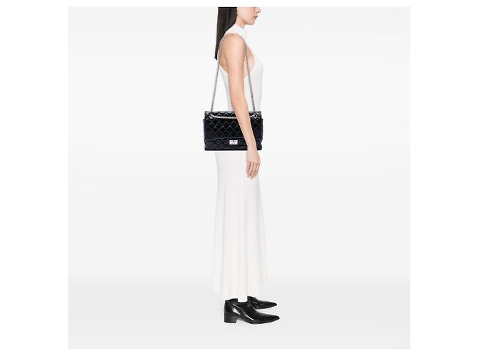 Chanel Reissue 2.55 Double Flap 227 in pelle di vitello invecchiata matelassé nera Nero - vista 6