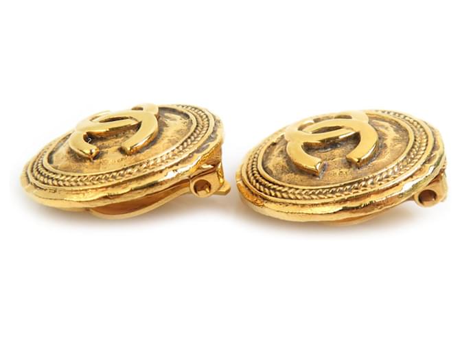 Orecchini a clip Chanel Gold D'oro - vista 2
