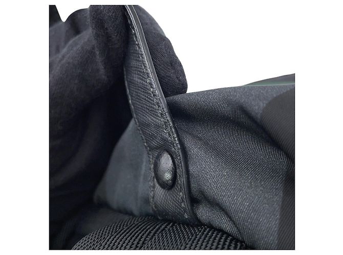 Zaino Prada in nylon e pelle nero e verde - vista 12