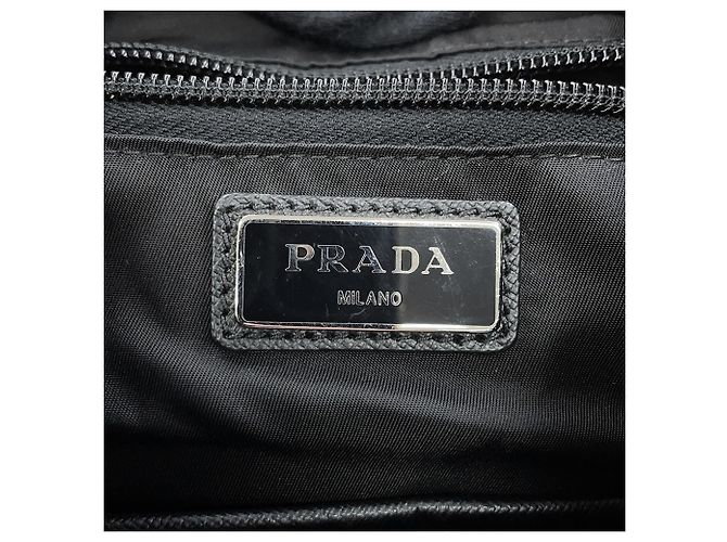 Zaino Prada in nylon e pelle nero e verde - vista 16