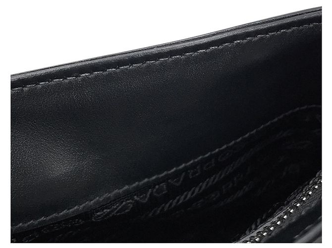 Borsa a tracolla Prada Triangle in pelle Saffiano Marrone Nero - vista 11