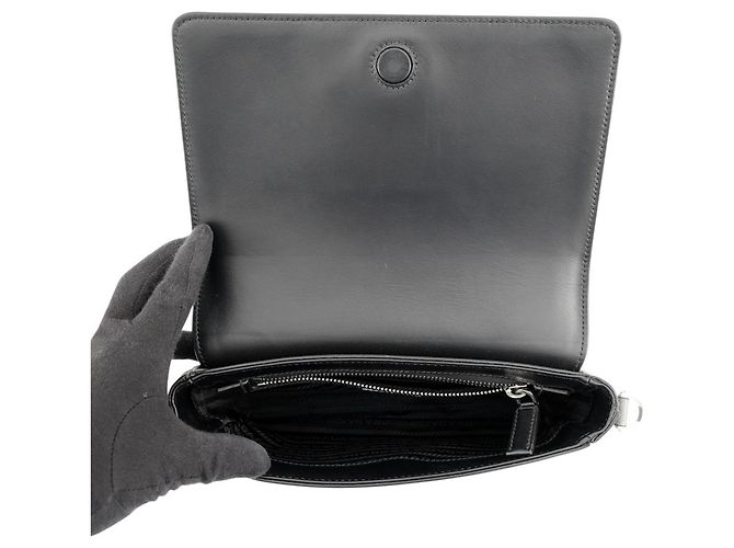 Borsa a tracolla Prada Triangle in pelle Saffiano Marrone Nero - vista 5