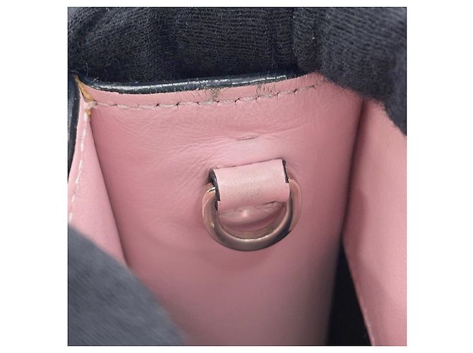 Mini borsa in pelle Prada con triangolo in rilievo Rosa - vista 11