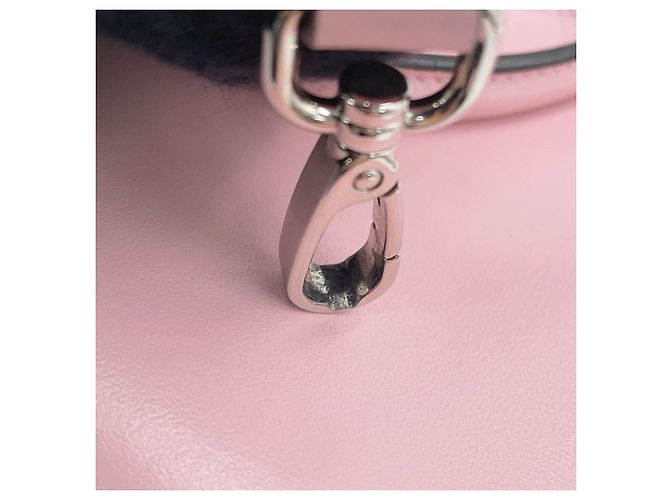 Mini borsa in pelle Prada con triangolo in rilievo Rosa - vista 17