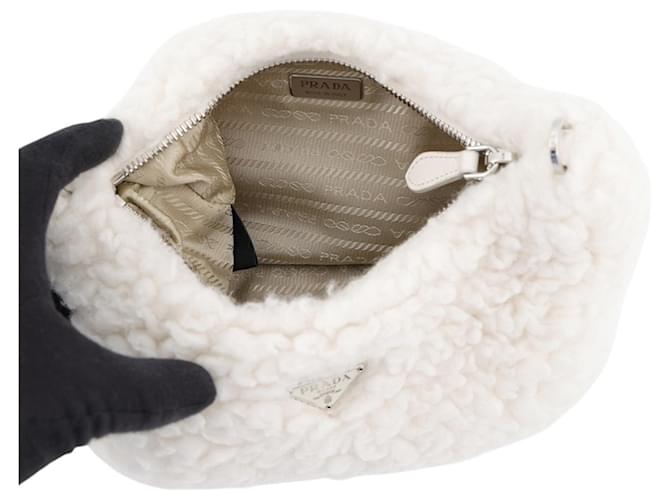 Borsa a spalla Prada Re-Edition 2005 Bianco - vista 6
