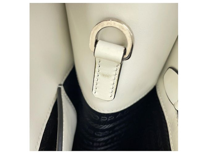 Borsa a mano Prada in pelle bianca Bianco - vista 12