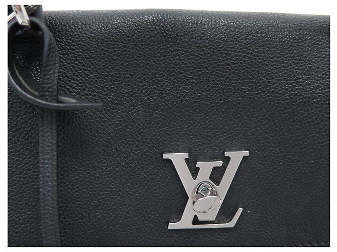 BORSA A MANO LOUIS VUITTON LOCKME EVER M51395 IN PELLE NERA BORSA A TRACCOLLA Nero - vista 18