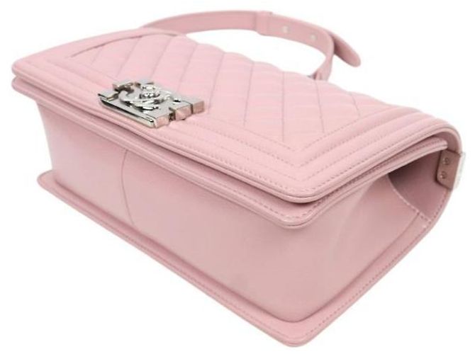 Chanel Bolso de hombro Boy de piel caviar rosa Medium - vista 2