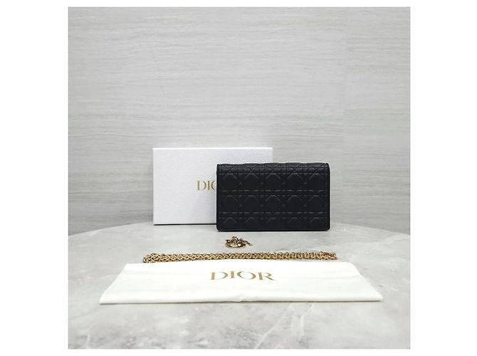 Dior Bolsa de corrente Lady Pouch em pele de cordeiro preta - vista 9
