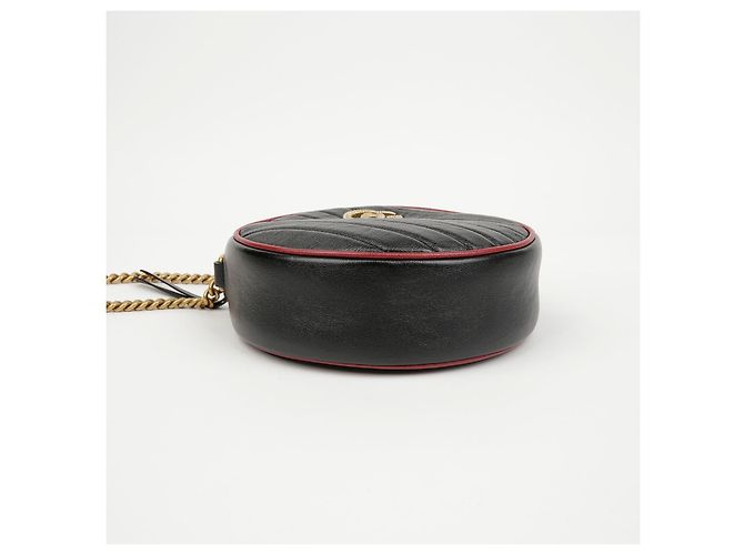 Gucci Bolso bandolera redondo mini GG Marmont Negro Rojo - vista 5