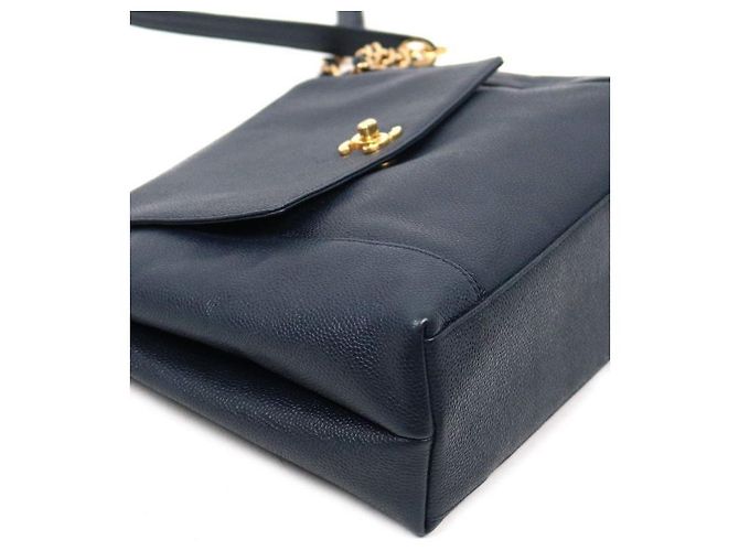 Chanel Borsa a tracolla con patta in pelle caviar blu navy - vista 5
