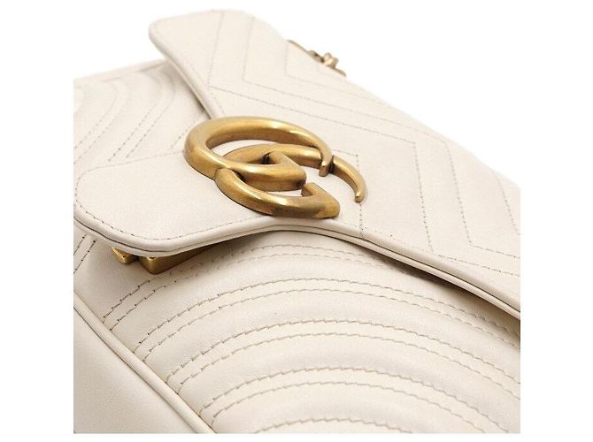 Gucci Borsa a tracolla bianca matelassé chevron con catena dorata Bianco - vista 14