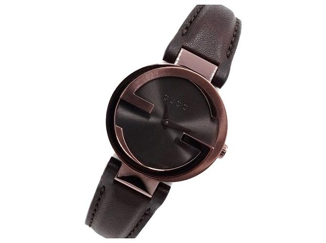 Gucci Relógio Feminino Interlocking Collection em Couro Castanho com Quartzo - vista 2
