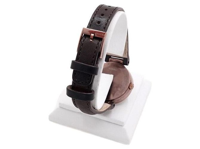 Gucci Relógio Feminino Interlocking Collection em Couro Castanho com Quartzo - vista 5