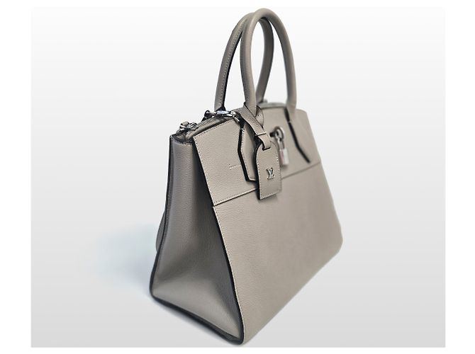 Louis Vuitton Borsa Tote City Steamer MM Medium Beige Marrone - vista 13