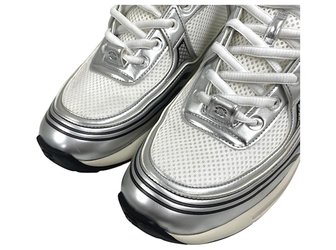 Chanel Sneakers Silver CC Logo da uomo Bianco - vista 4