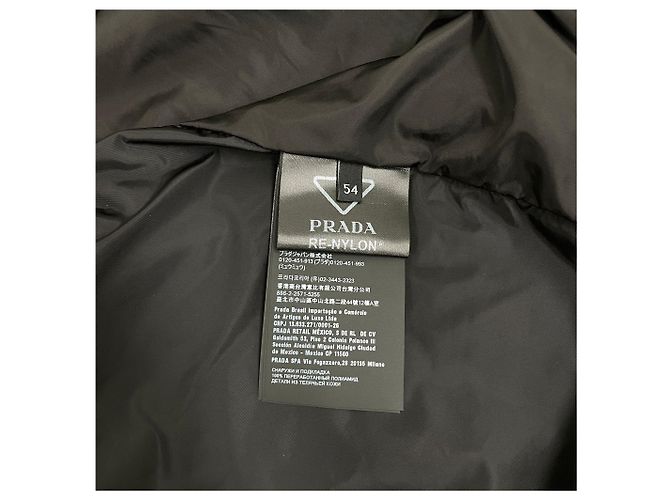 Prada Re-Nylon Windjacke mit Dreiecks-Logo Schwarz - Ansicht 7