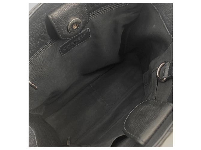 Chanel Borsa a tracolla Caviar Petit Shopping Nero - vista 14