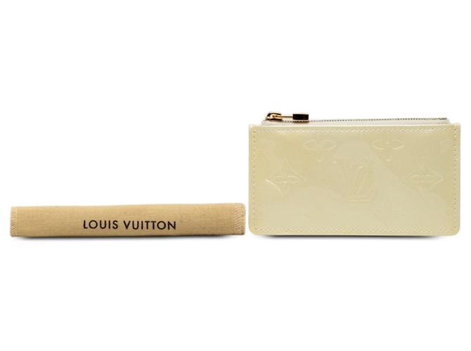 Louis Vuitton Monogram Vernis Pochette Clé Wallet Blanco Beige - vista 8