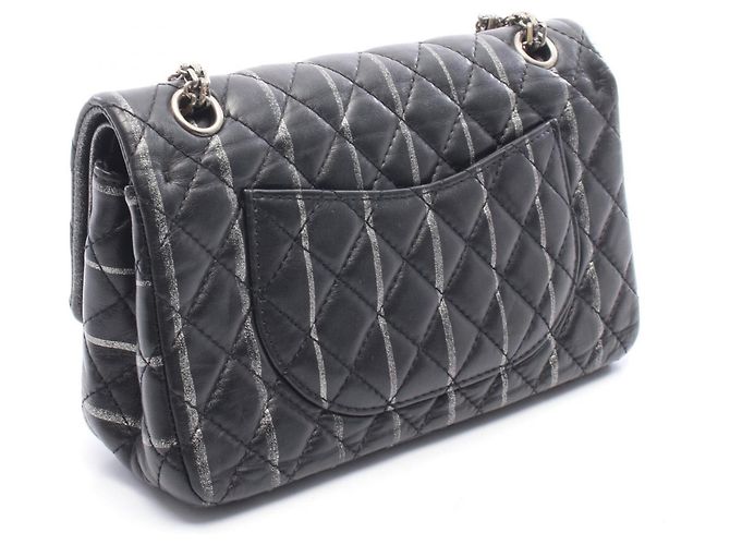 Borsa a tracolla Chanel 2.55 Matelassé Mademoiselle Nero - vista 2