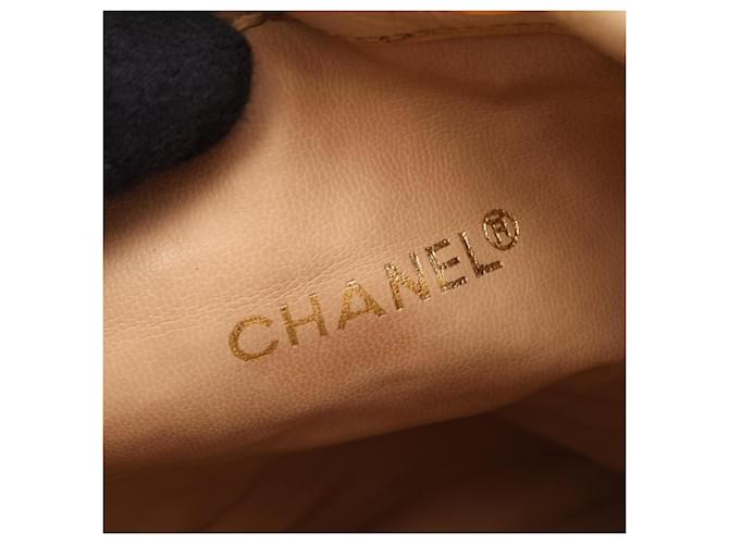Borsa a sacchetto Chanel Coco Charm Beige - vista 4