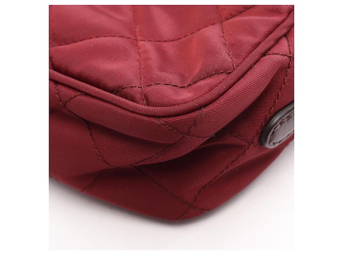 Prada Bordeaux Saffiano Triangle Handtasche - Ansicht 5