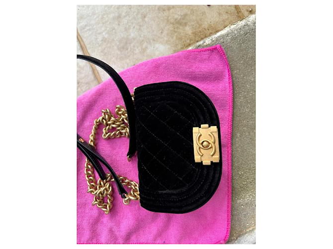 Boy Borsa a tracolla Chanel in velluto nero - vista 3