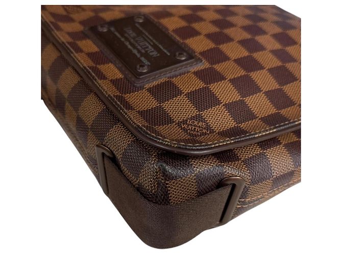Borsa a tracolla Louis Vuitton Brooklyn PM Damier Marrone - vista 11