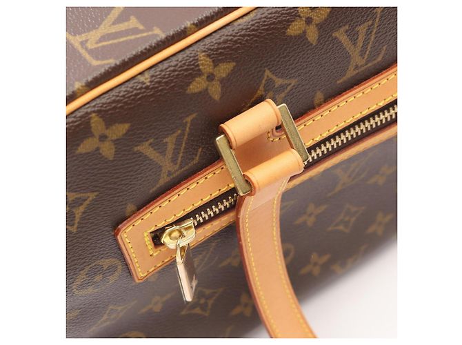 Borsa a tracolla Louis Vuitton Cite GM Marrone - vista 6