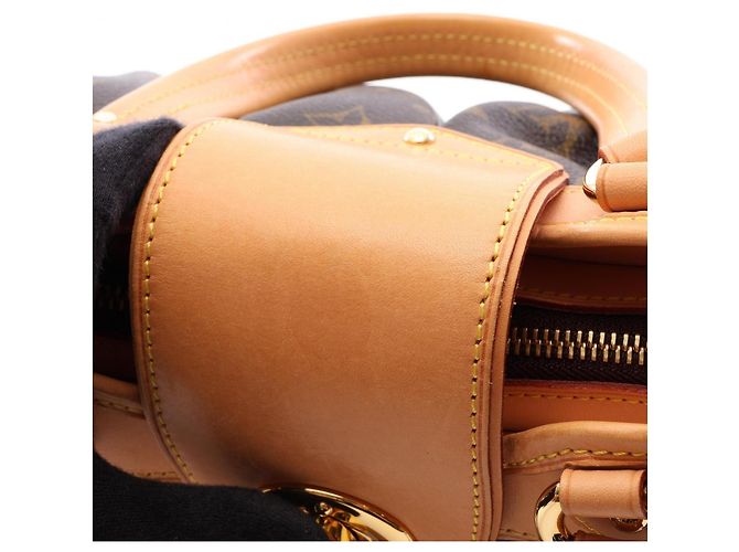 Borsa a mano Louis Vuitton Boetie PM Monogram Marrone - vista 13