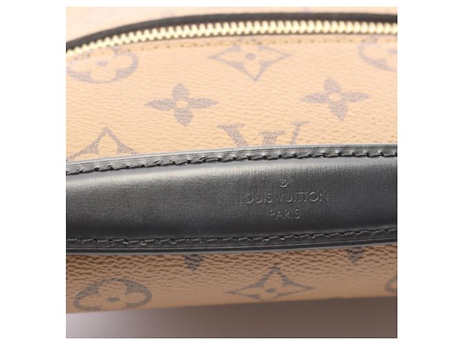 Borsa Louis Vuitton Pochette Metis MM Marrone Nero - vista 10