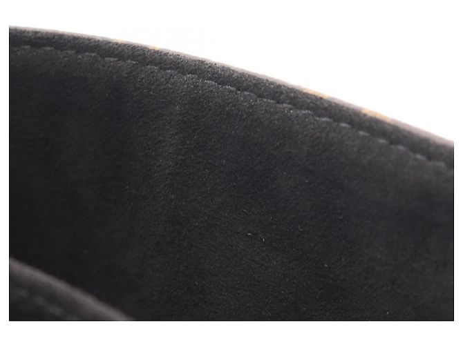 Borsa Louis Vuitton Pochette Metis MM Marrone Nero - vista 5