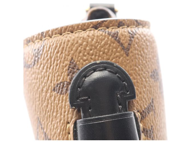 Borsa Louis Vuitton Pochette Metis MM Marrone Nero - vista 6