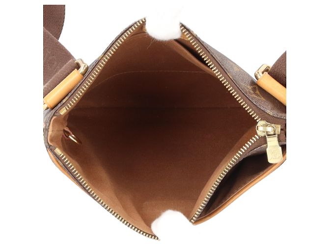Borsa a tracolla Louis Vuitton Pochette Valmy Monogram Marrone - vista 7