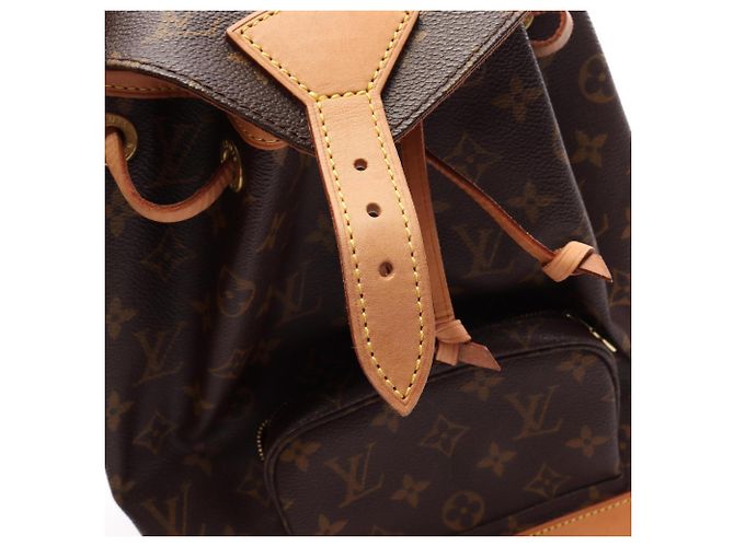 Zaino/Borsa Louis Vuitton Montsouris MM Marrone - vista 10