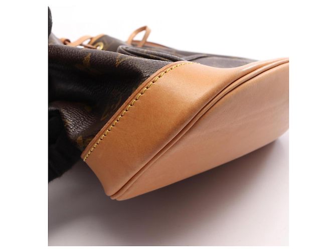 Zaino/Borsa Louis Vuitton Montsouris MM Marrone - vista 9