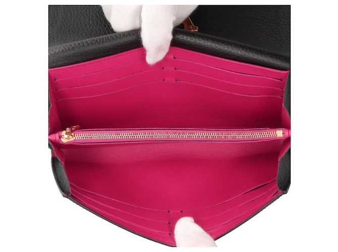 Louis Vuitton Portefeuille Capucines Long Wallet Nero Fuschia - vista 6