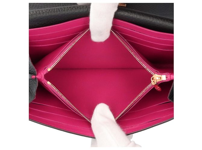 Louis Vuitton Portefeuille Capucines Long Wallet Nero Fuschia - vista 7