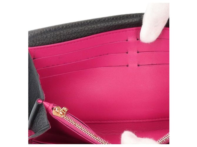 Louis Vuitton Portefeuille Capucines Long Wallet Nero Fuschia - vista 9