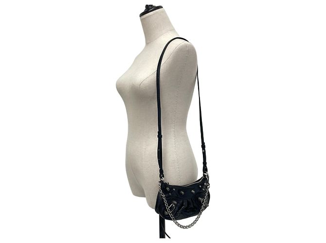 Borsa a tracolla con catena 2-Way Balenciaga Le Cagoule Mini Nero - vista 9