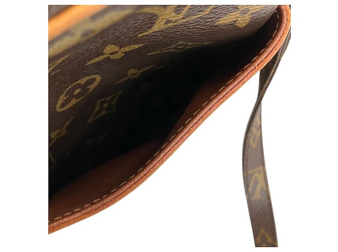 Borsa a tracolla Louis Vuitton Danube Monogram Marrone Monogramma - vista 10
