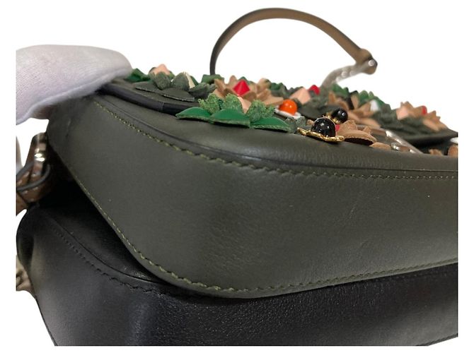 Borsa a tracolla Micro Double Bucket Chain Fendi Applique Stud Flowerland Cachi - vista 10