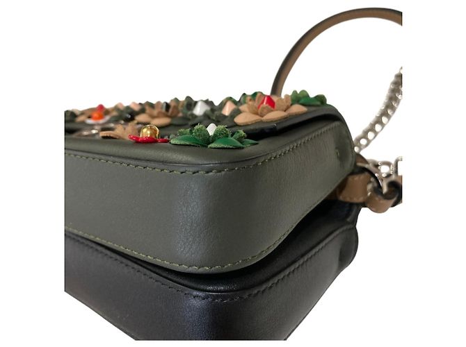 Borsa a tracolla Micro Double Bucket Chain Fendi Applique Stud Flowerland Cachi - vista 9