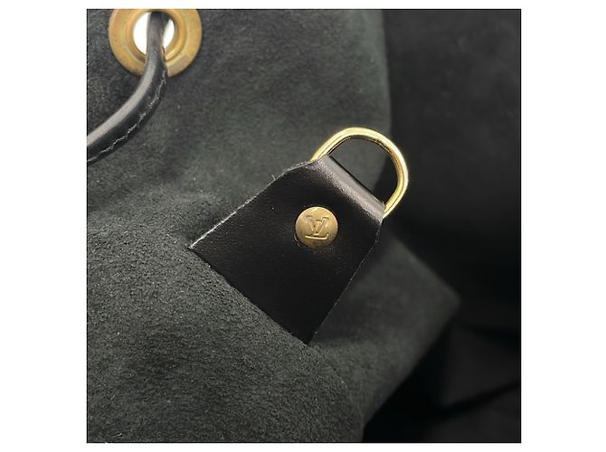 Noe Borsa a tracolla Petit Noé in pelle Epi Louis Vuitton Blu - vista 10