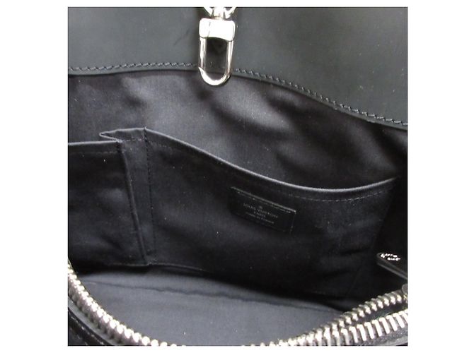 Borsa Louis Vuitton Passy PM in pelle Epi Nero - vista 11