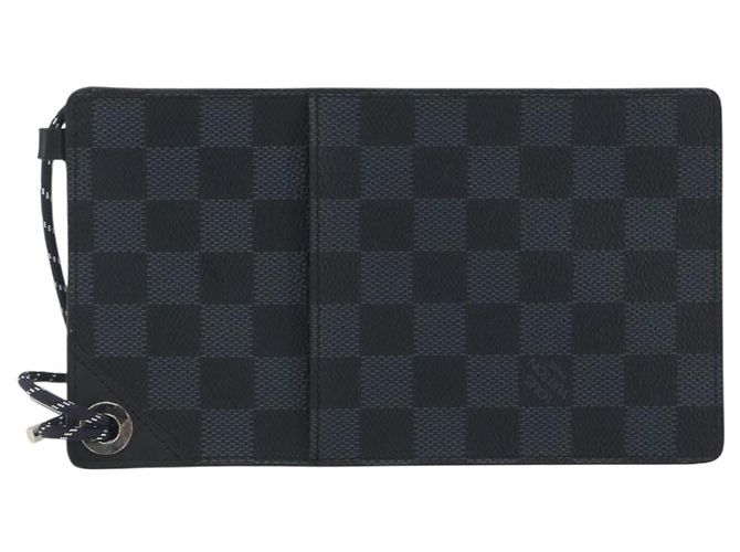 LOUIS VUITTON Damier Cobalt America's Cup Pochette Phone N41630 LV Auth BA14729A - vista 2
