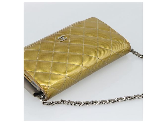 CHANEL Matelasse Chain Shoulder Wallet Patent Gold Silver CC Auth 196109 Argento D'oro - vista 6